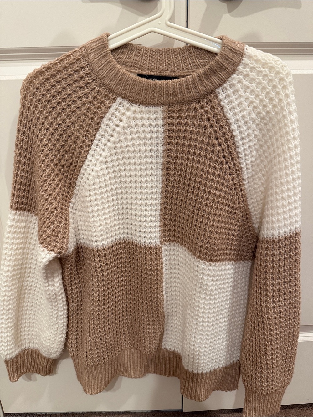 Mango Two-Tone Chunky Crewneck Sweater in White and Tan